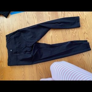 Lululemon winder under